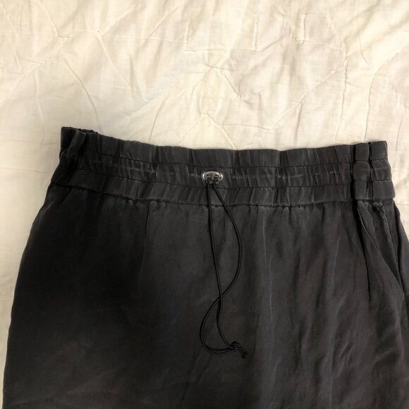 Elizabeth and James 100% Silk Mini Skirt Black Small | Archival | The Row - Picture 3 of 12